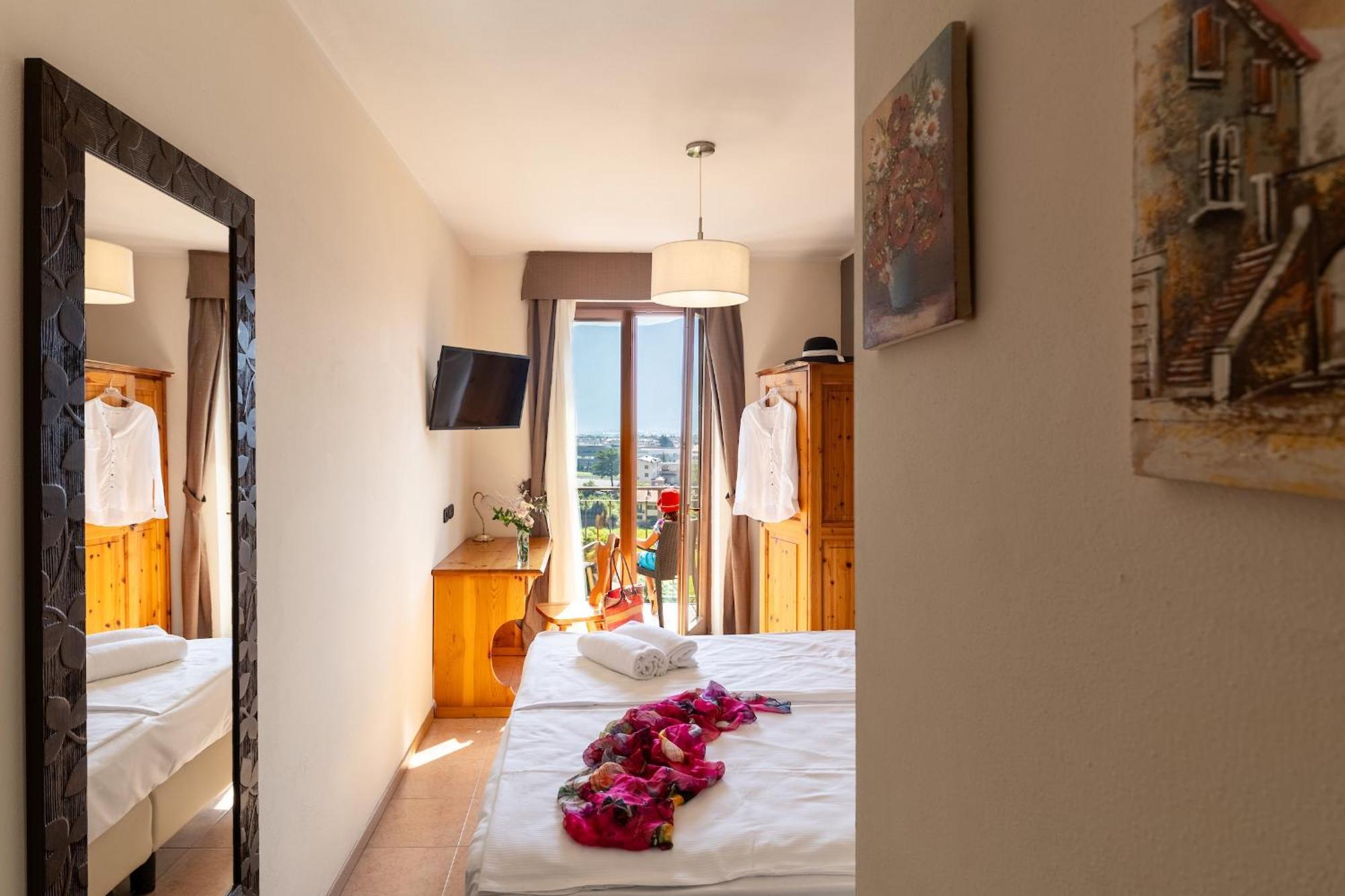 הוילה ריבה דל גארדה Agritur Eden Marone מראה חיצוני תמונה