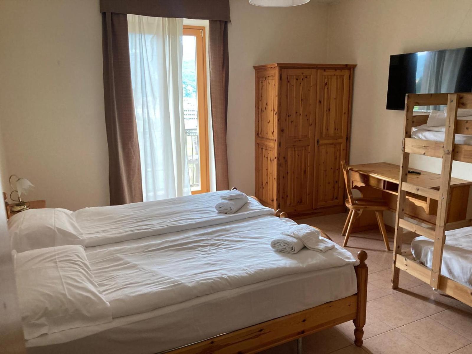 הוילה ריבה דל גארדה Agritur Eden Marone מראה חיצוני תמונה