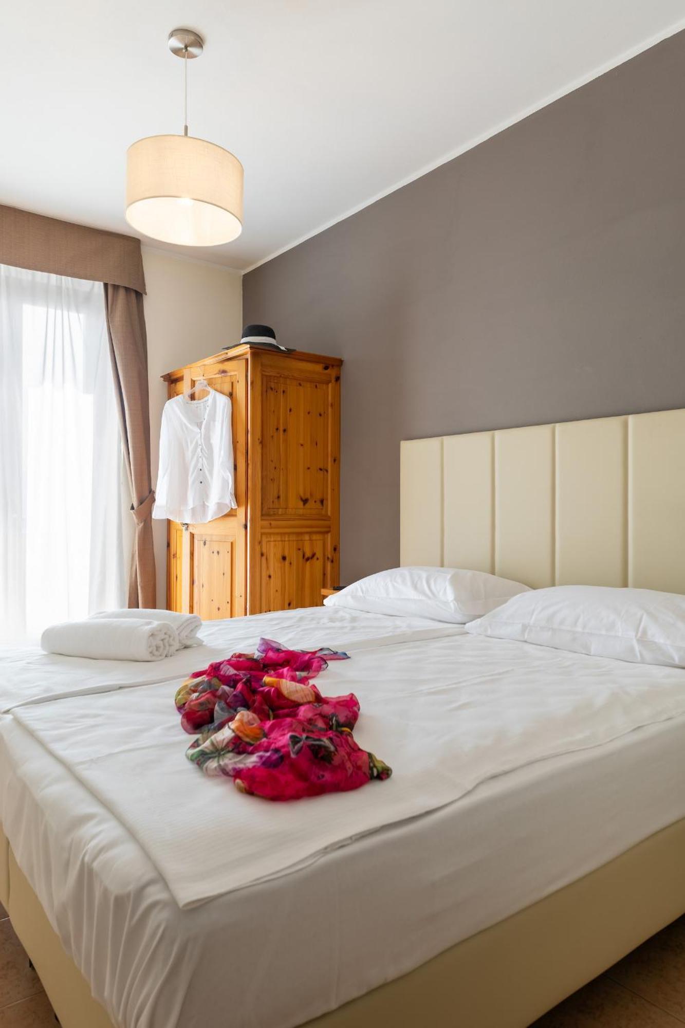 הוילה ריבה דל גארדה Agritur Eden Marone מראה חיצוני תמונה